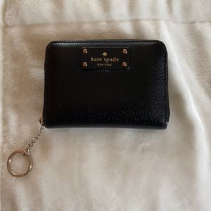 Small Kate spade key ring wallet